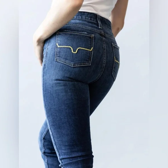 Kimes Ranch Sarah High Rise Jeans - Picture 4 of 13